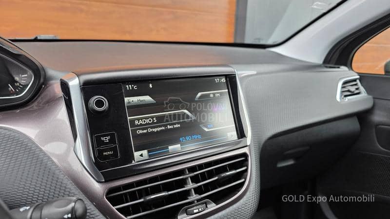 Peugeot 2008 1.2 VTi ULTRA BRONSE