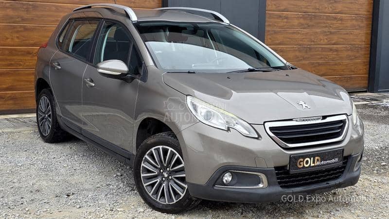 Peugeot 2008 1.2 VTi ULTRA BRONSE