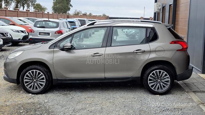 Peugeot 2008 1.2 VTi ULTRA BRONSE