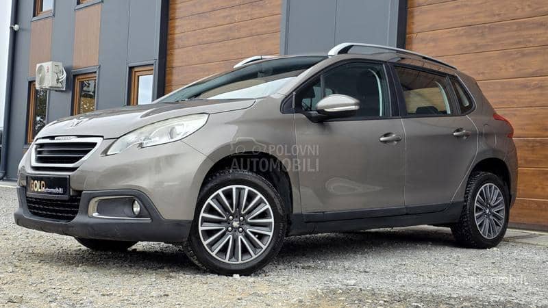 Peugeot 2008 1.2 VTi ULTRA BRONSE