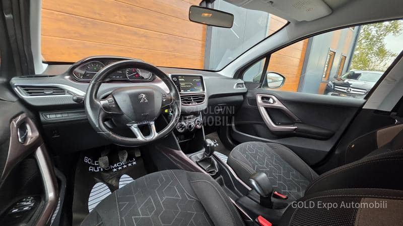 Peugeot 2008 1.2 VTi ULTRA BRONSE