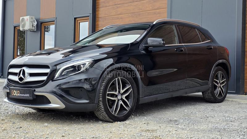 Mercedes Benz GLA 220 4MATIC 7G TIPTRONIC