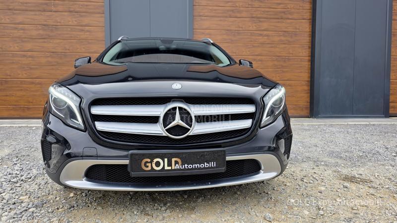 Mercedes Benz GLA 220 4MATIC 7G TIPTRONIC