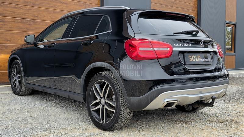 Mercedes Benz GLA 220 4MATIC 7G TIPTRONIC