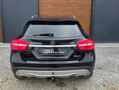 Mercedes Benz GLA 220 4MATIC 7G TIPTRONIC