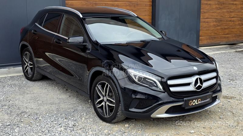 Mercedes Benz GLA 220 4MATIC 7G TIPTRONIC