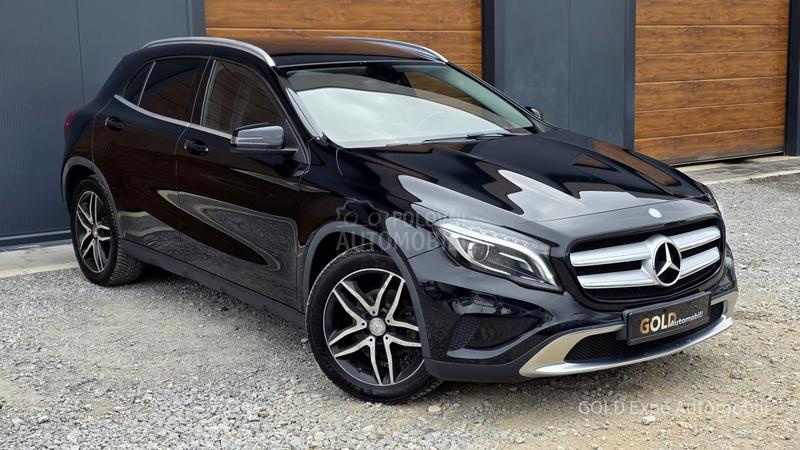 Mercedes Benz GLA 220 4MATIC 7G TIPTRONIC