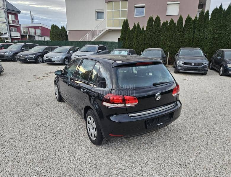Volkswagen Golf 6 Serv isna  isto rija