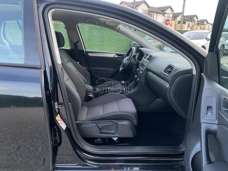 Volkswagen Golf 6 Serv isna  isto rija