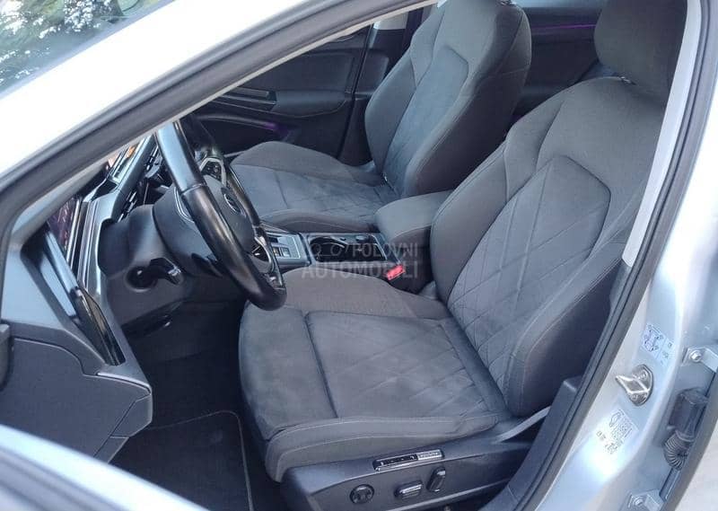 Volkswagen Golf 8 2.0tdi style V.Serv.