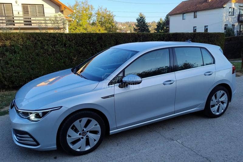 Volkswagen Golf 8 2.0tdi style V.Serv.