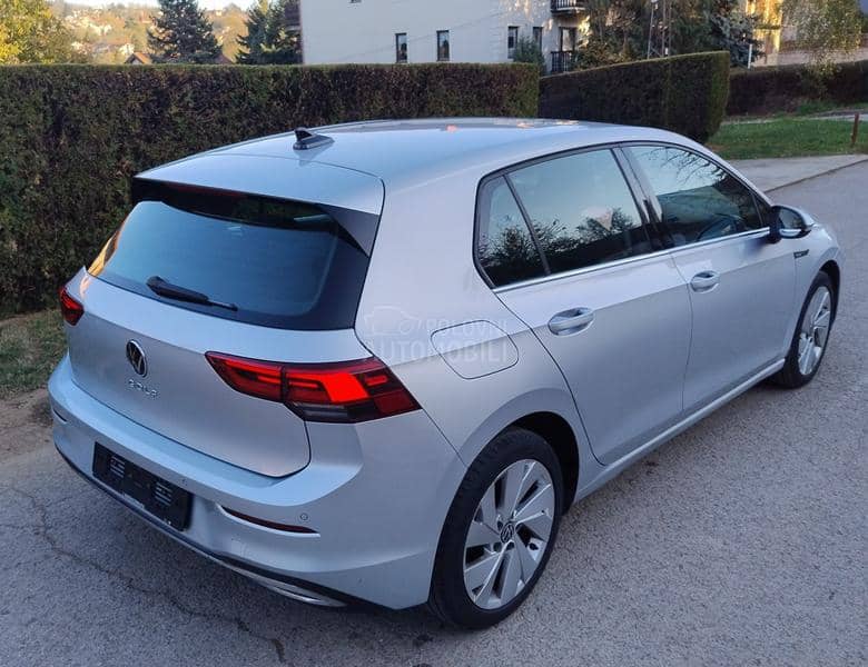 Volkswagen Golf 8 2.0tdi style V.Serv.