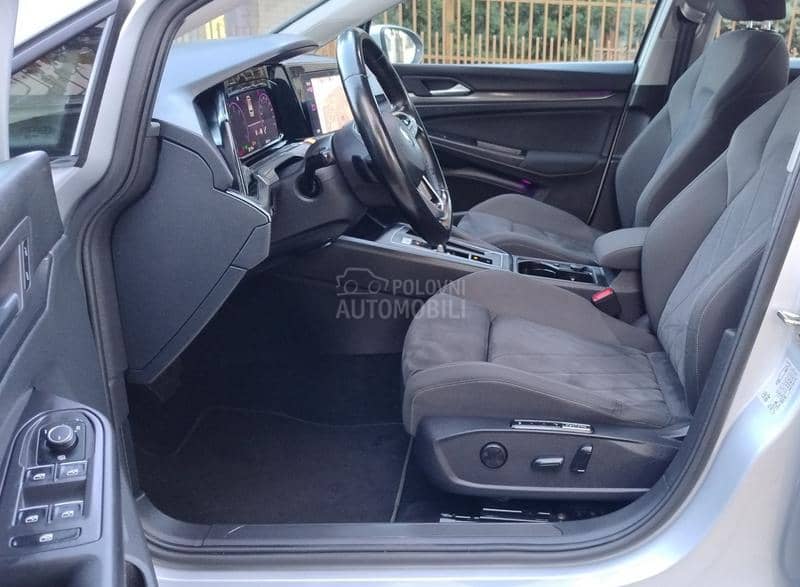 Volkswagen Golf 8 2.0tdi style V.Serv.