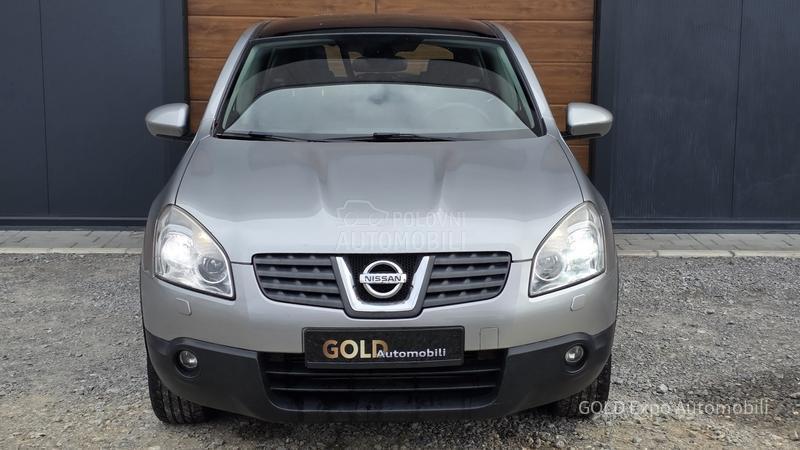 Nissan Qashqai 2.0 DCi PAN0RAMA