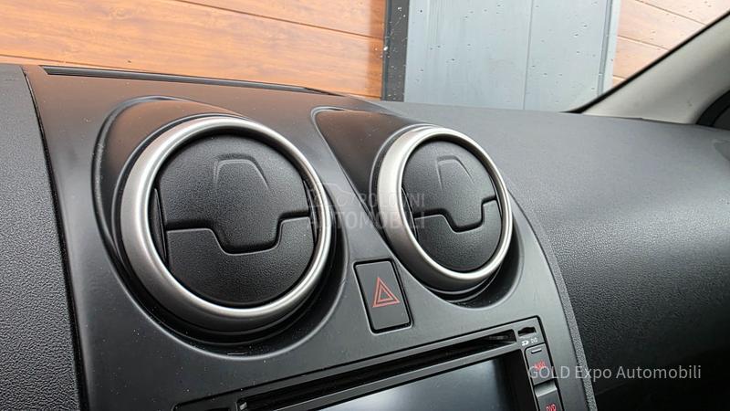 Nissan Qashqai 2.0 DCi PAN0RAMA