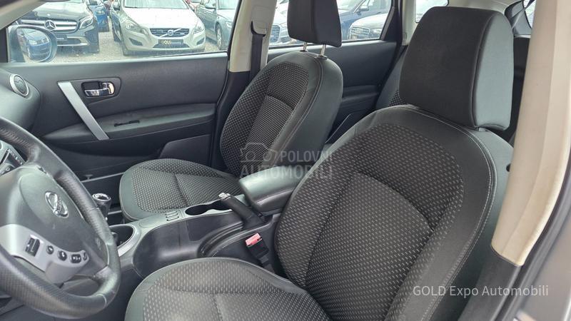 Nissan Qashqai 2.0 DCi PAN0RAMA