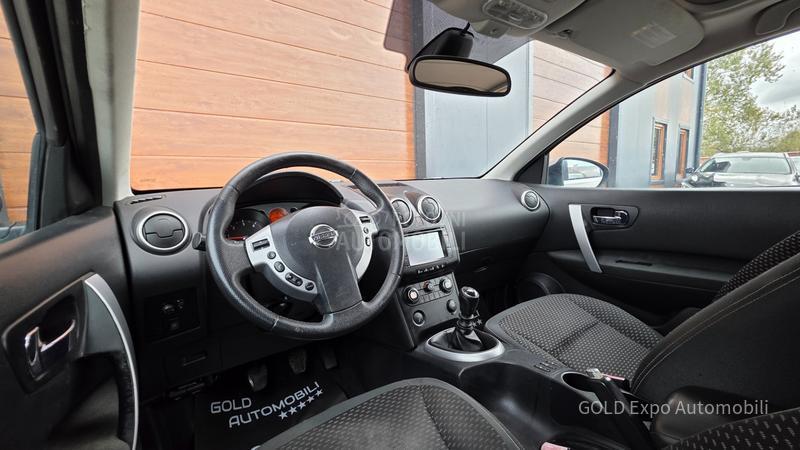 Nissan Qashqai 2.0 DCi PAN0RAMA