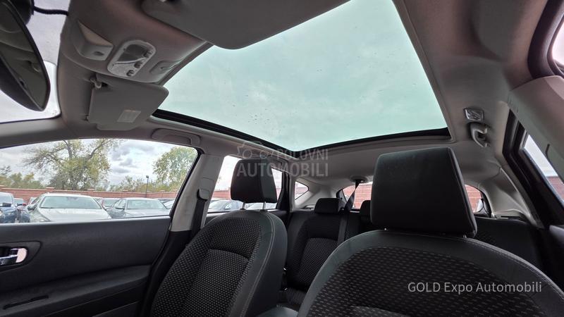Nissan Qashqai 2.0 DCi PAN0RAMA