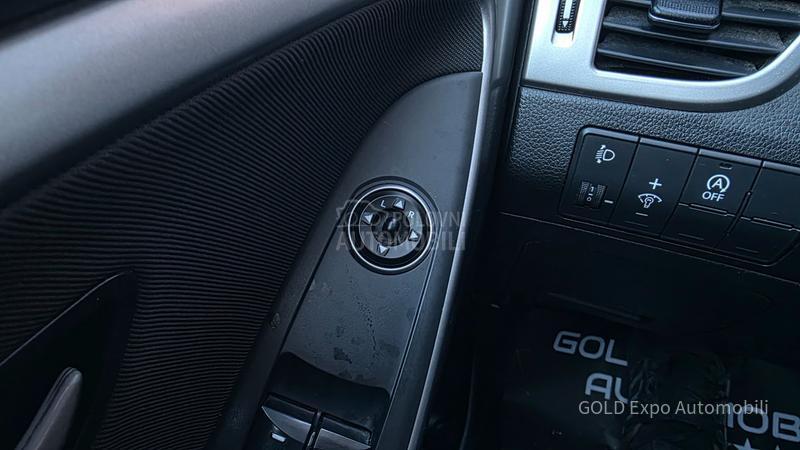 Hyundai i30 1.6 CRDi Blue Life