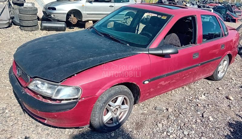 Delovi za Opel Vectra B