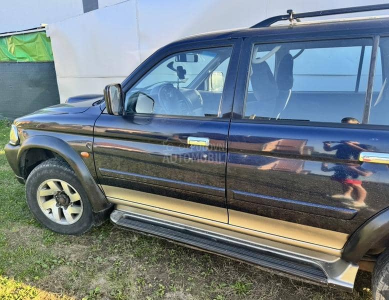 Mitsubishi Pajero Sport 2.5glx