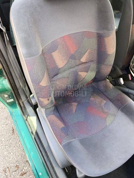 Renault Clio 1.2 8v RT