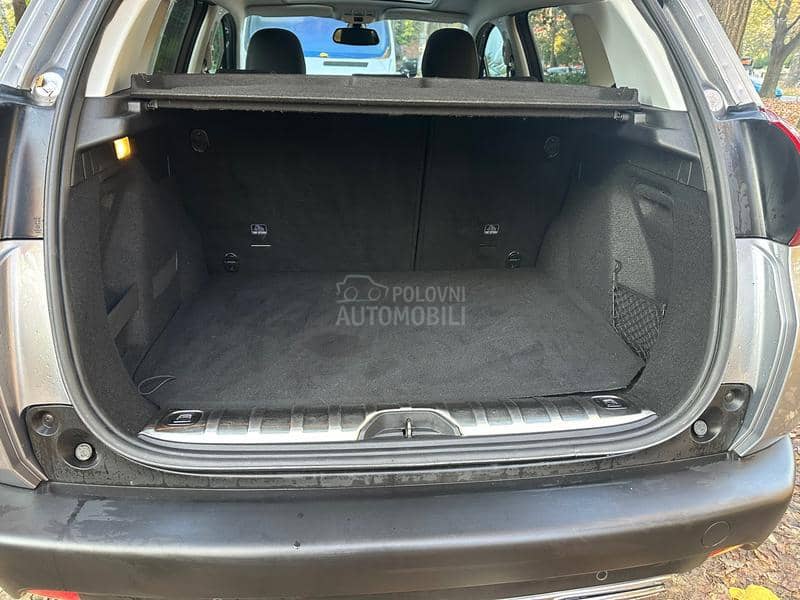 Peugeot 2008 1.2 GT LINE