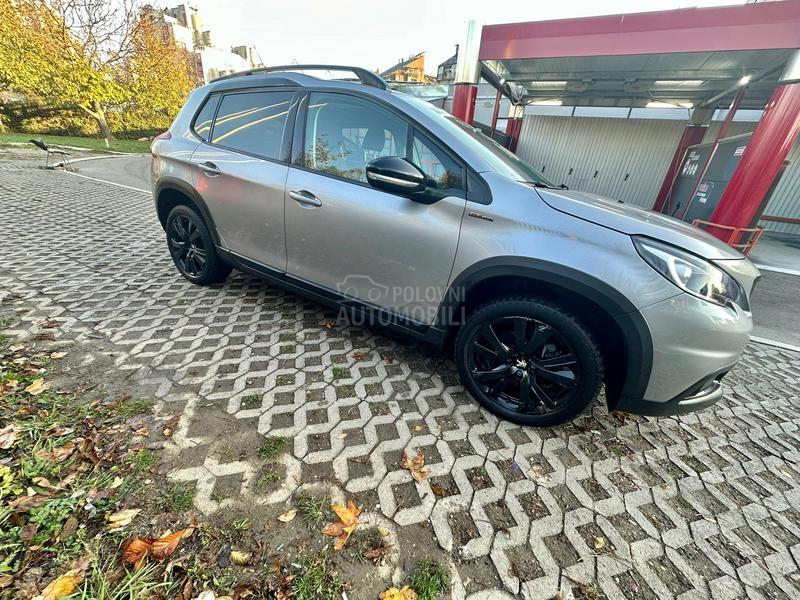 Peugeot 2008 1.2 GT LINE
