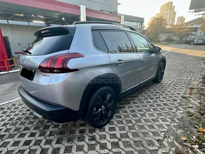 Peugeot 2008 1.2 GT LINE