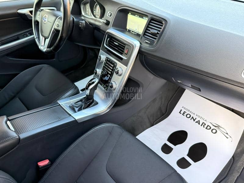 Volvo V60 Cross Country 2.0 D