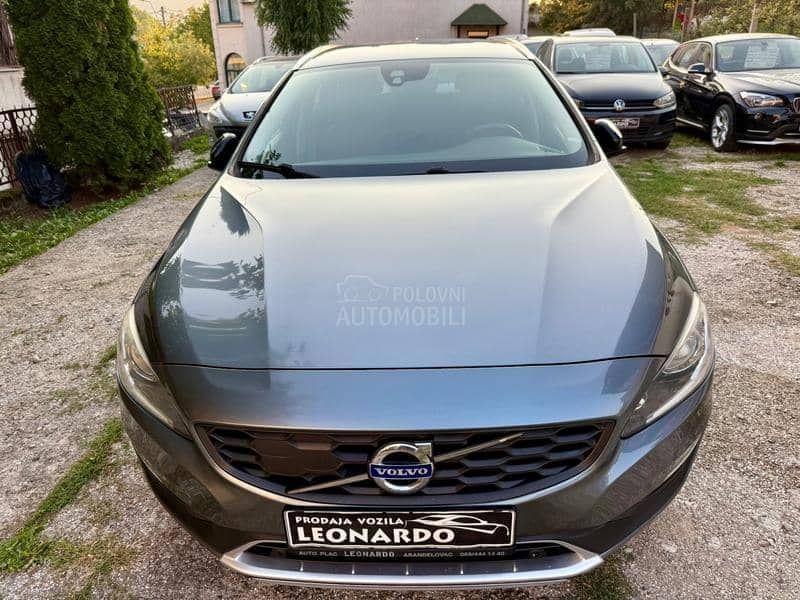 Volvo V60 Cross Country 2.0 D