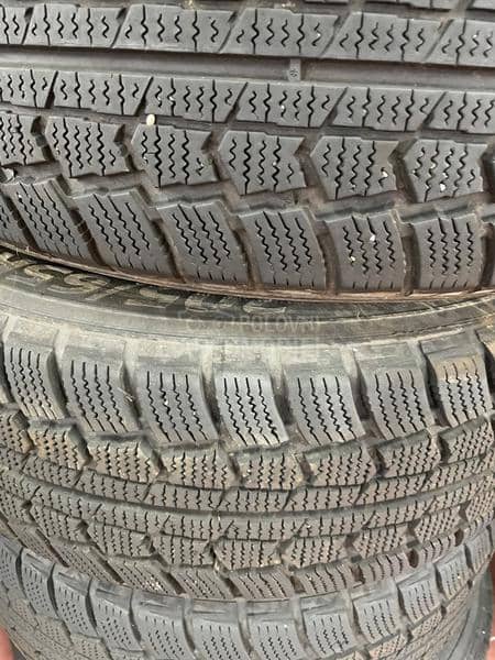 Landsail 205/65 R16 Zimska