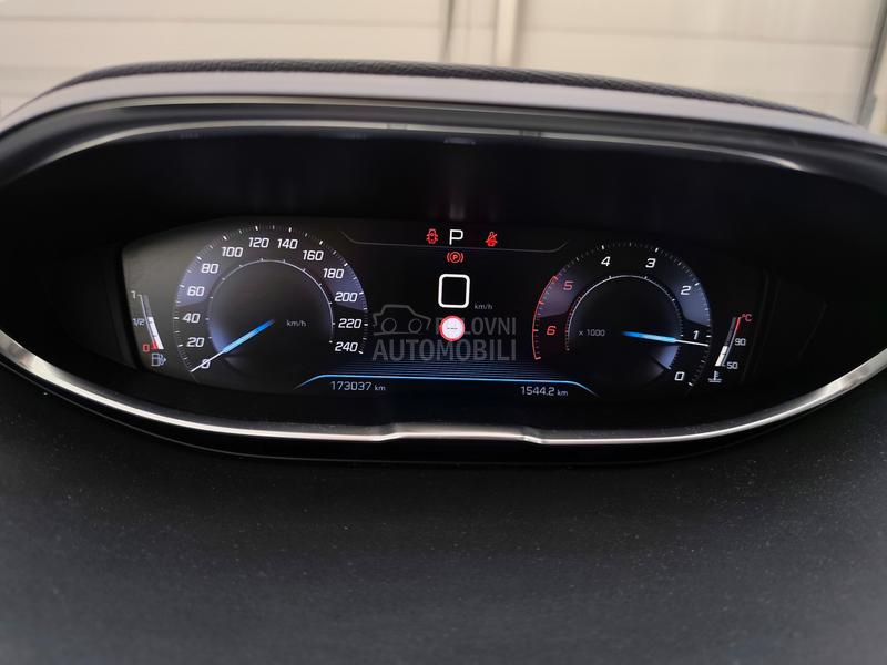 Peugeot 5008 1.5 BLUEHDI 130CH