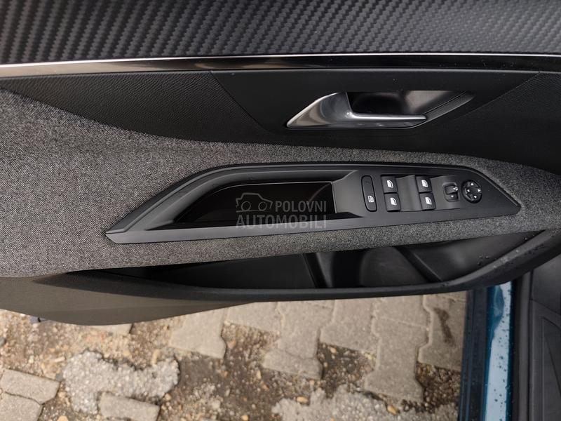 Peugeot 5008 1.5 BLUEHDI 130CH