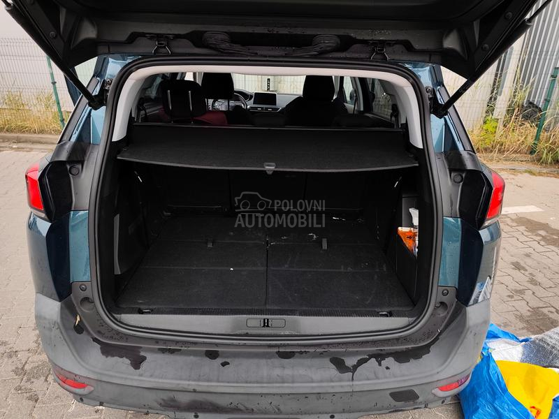 Peugeot 5008 1.5 BLUEHDI 130CH