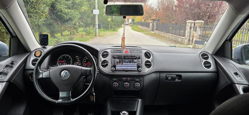 Volkswagen Tiguan 2.0tdi 4x4 0DLIČAN