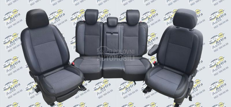 Sedišta više kompleta