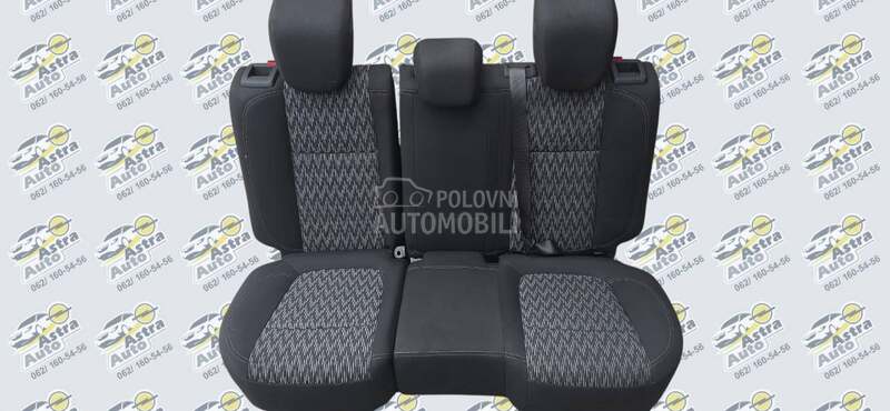 Sedišta više kompleta