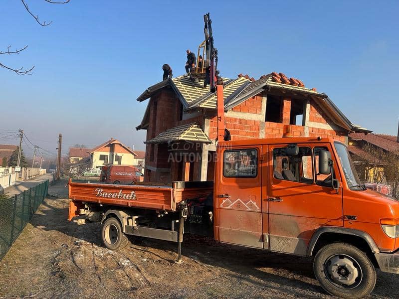 Mercedes Benz VARIO 815D