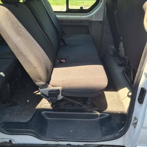 Renault Trafic tek reg