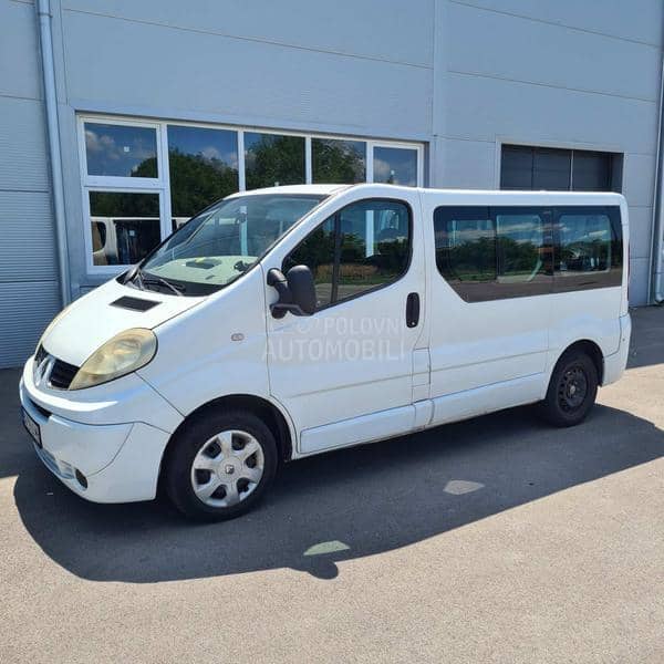 Renault Trafic tek reg