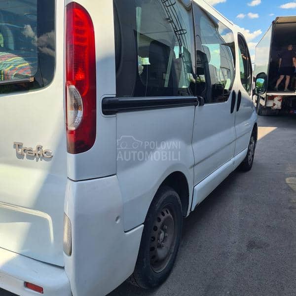 Renault Trafic tek reg