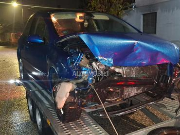 307 polovni delovi za Peugeot 307 od 2001. do 2006. god.