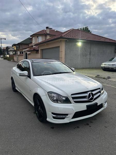 Mercedes Benz C 180 AMG-Line
