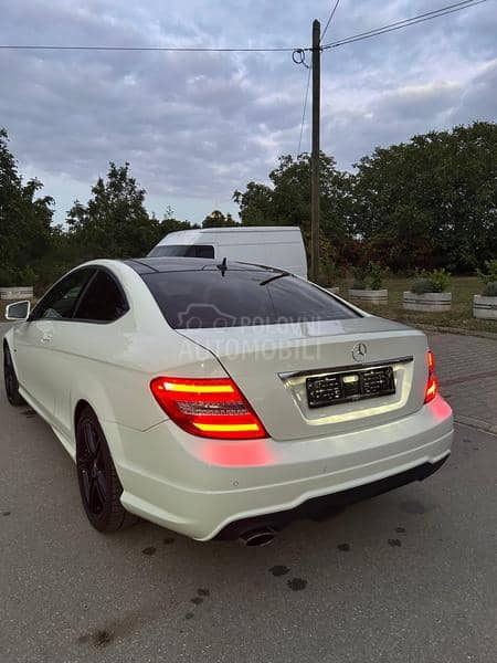Mercedes Benz C 180 AMG-Line