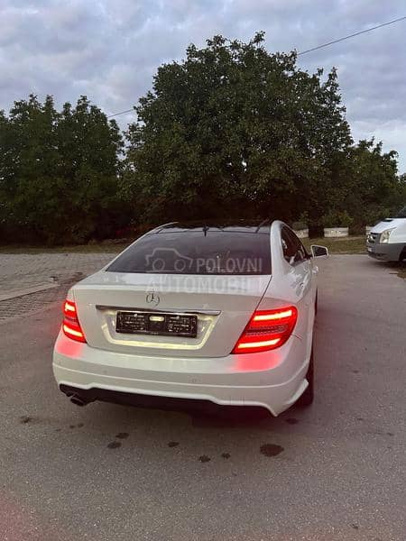 Mercedes Benz C 180 AMG-Line