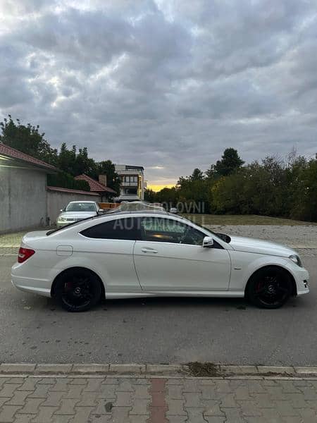 Mercedes Benz C 180 AMG-Line