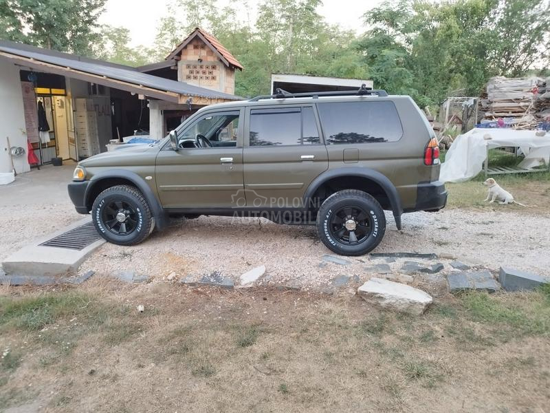 Mitsubishi Pajero Sport 