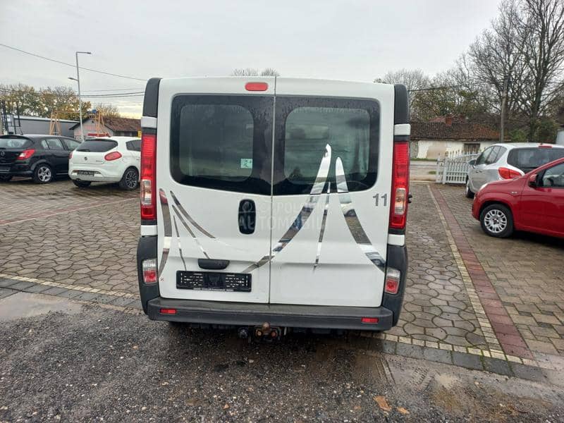 Renault Trafic 2000 dci 115