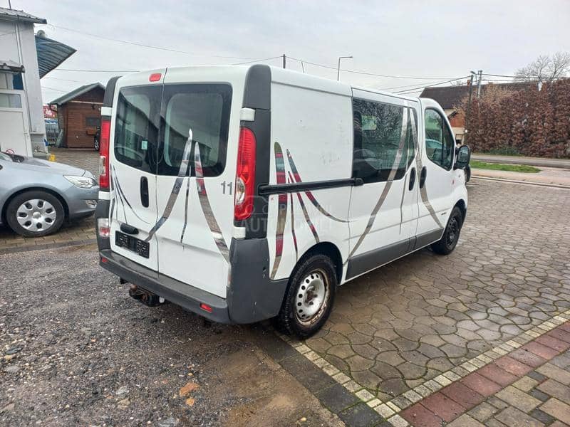 Renault Trafic 2000 dci 115